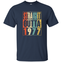 Straight Outta Retro USA 1977 40th Birthday Gift 40 Vintage