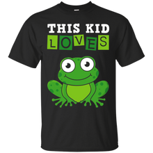 This Kid Loves Frogs T-Shirt Cute Costume Funny Animal Tee